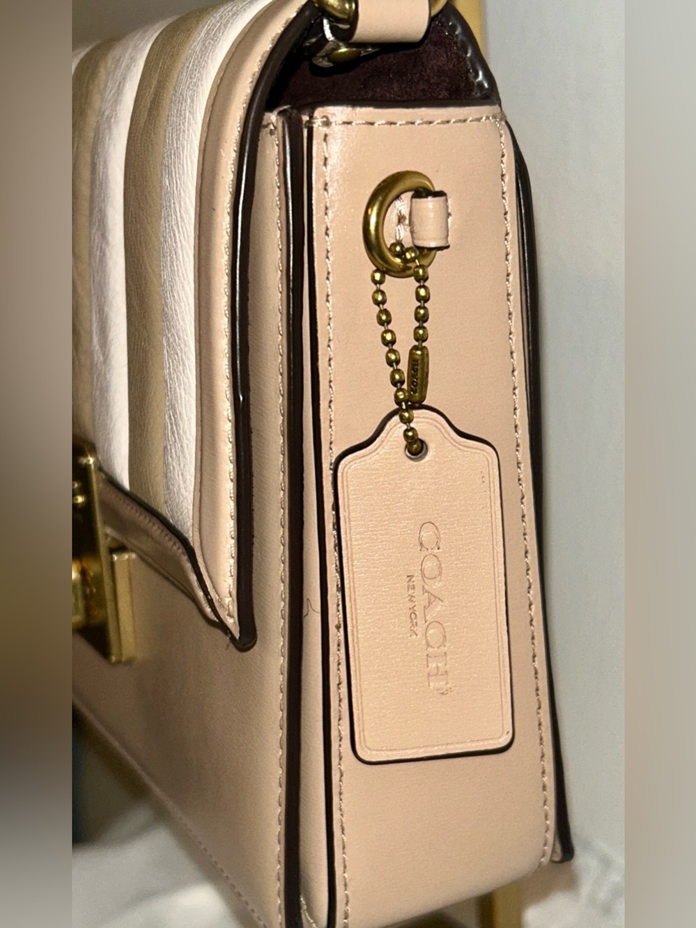 Coach Hutton Shoulder Bag With Colorblock Quilting 739 Like New! - Picture 4 of 15